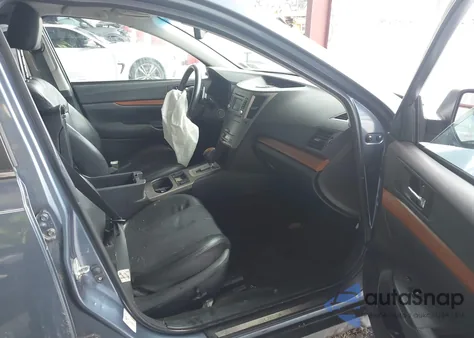 2013 Subaru Outback 3.6R Limited z USA, uszkodzony, nr VIN 4S4BRDKCXD2229269